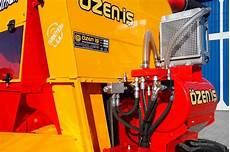 Bladed Straw Machine