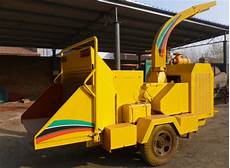 Branch Shredding Machine