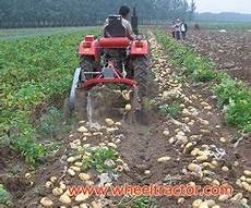 Carrot Harvesting Machine