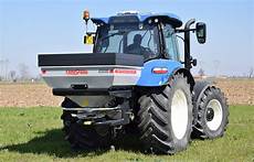 Centrifugal And Twin Disk Fertilizer Spreader