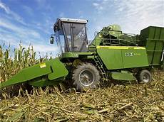 Corn Harvesting Machines