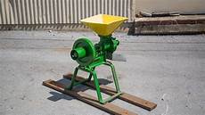 Feed Grinder