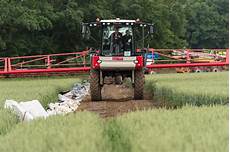 Field Corp Sprayers