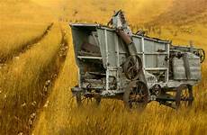 Grain Threshing Machine