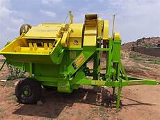 Groundnut Thresher
