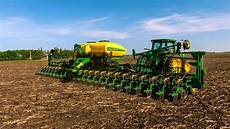 Hoeing Machine With Fertilizer