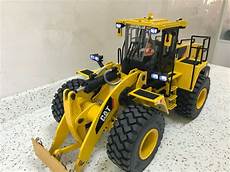 Hydraulic Loader