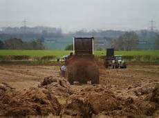Manure Spreading Machine