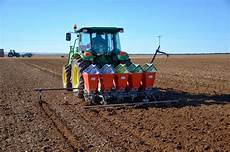 Mechanical Planter