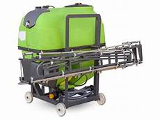 Mounted Sprayer With Hydraulic Boom