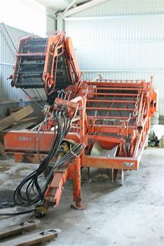 Onion Harvester Machine
