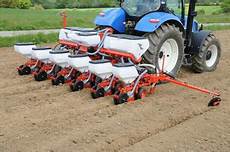 Pneumatic Seed Drill Machine