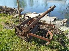 Push Cultivator