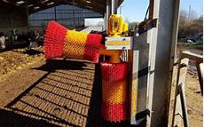 Rotatable Cow Brushes