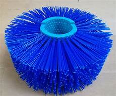 Rotatable Cow Brushes