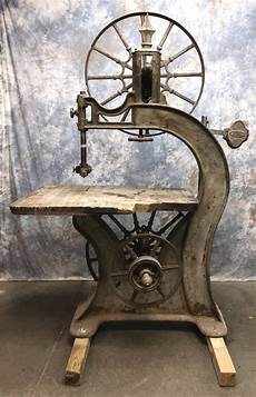 Saw