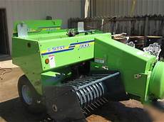 Straw Baler Machine