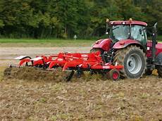 Stubble Type Cultivator With Traction Spring