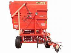 Sugar Beet Harvesting Machine