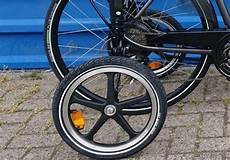 Swinging Transport Wheel