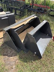 Tractor Buckets