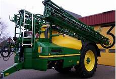 Trailed Sprayer With High Wheel